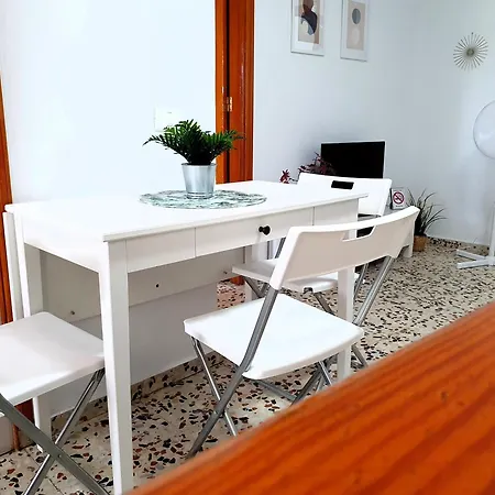 Seaside Whale Wifi 2d Apartment Los Abrigos